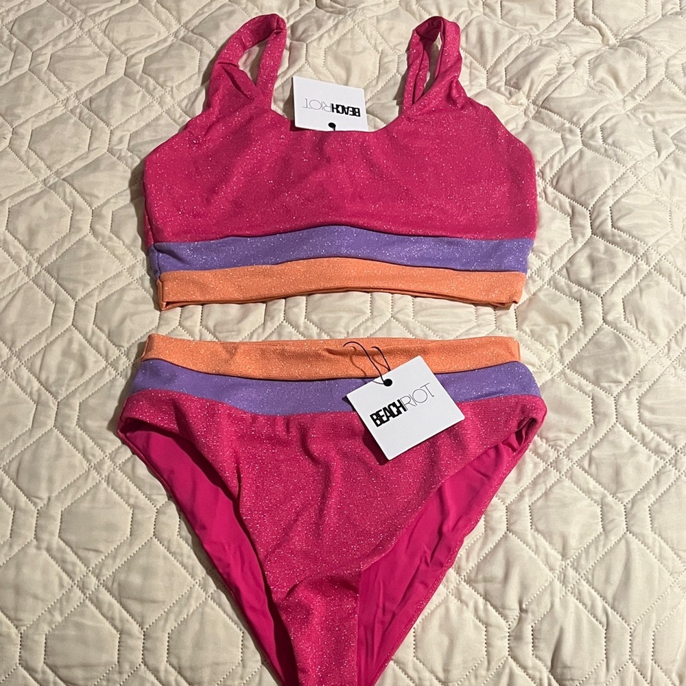 Beach Riot Coral Bay matching set size large BRAND NEW with tags